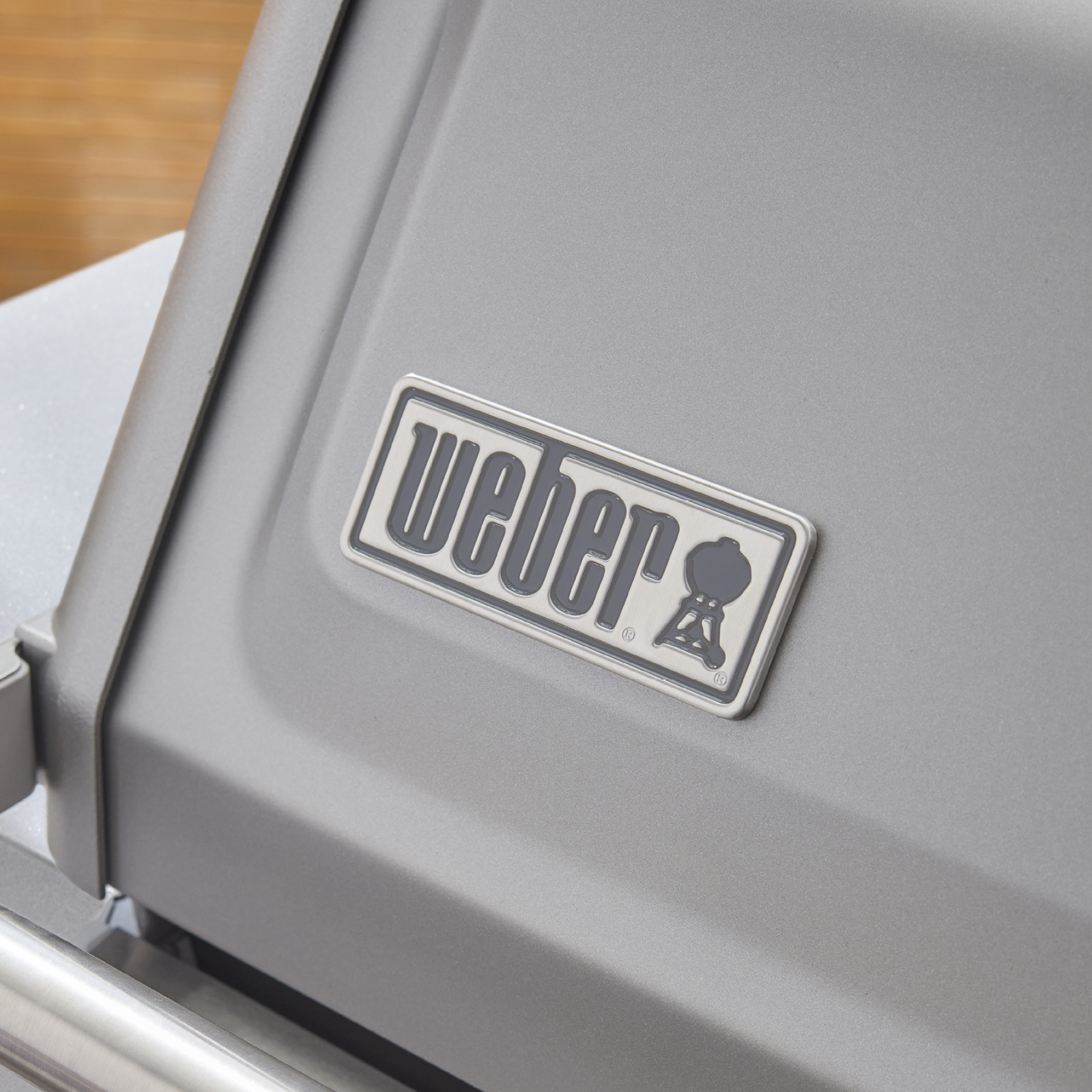 Spirit® E-425 Gas Grill Titanium Edition (Liquid Propane)